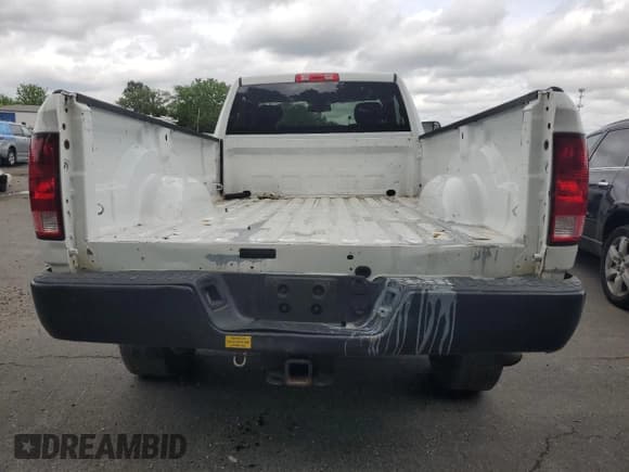 ✅ 2015 Ram 2500 Tradesman • VIN: 3C6LR5AT5FG705025 • Lot: 57707225. Wystawiony na Copart z przebiegiem 182 893 mil. Bezpłatny archiwum sprzedaży aukcyjnych z USA i szczegółowy raport historii pojazdu na DreamBid. Zdjęcie 6.
