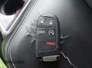 ✅ 2018 Dodge Challenger R/T • VIN: 2C3CDZBTXJH165939 • Лот: 41957214. Опубликован ранее на IAAI с пробегом 101 414 миль. Бесплатный доступ к архиву аукционных продаж из США и подробный отчёт об истории автомобиля на DreamBid. Изображение 11.