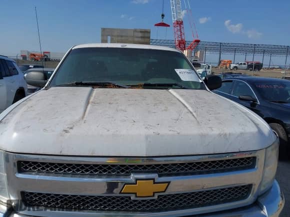 2012 Chevrolet Silverado 1500 Work Truck z VIN 1GCRCPEA9CZ295723, wystawiony jako IAAI lot #42378857 z przebiegiem 203 137 mil mil oraz . Historia ofert i sprzedaży dostępna na DreamBid. Obrazek 6.