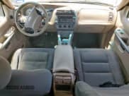 ✅ 2001 Ford Explorer Sport Trac • VIN: 1FMZU67E51UB58842 • Лот: 64328075. Опубликован ранее на Copart с пробегом 139 984 миль. Бесплатный доступ к архиву аукционных продаж из США и подробный отчёт об истории автомобиля на DreamBid. Изображение 8.