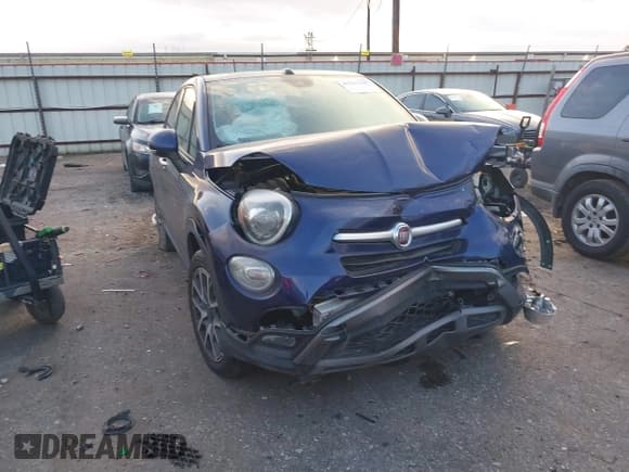 ✅ 2016 FIAT 500X Trekking Plus • VIN: ZFBCFYET7GP381878 • Lot: 41219654. Listed on IAAI with 75,625 mi. Free auction sales archive from the USA and detailed vehicle history report at DreamBid. Image 1.