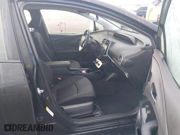 ✅ 2017 Toyota Prius Three • VIN: JTDKARFUXH3532550 • Lot: 43277514. Wystawiony na IAAI z przebiegiem 114 312 mil. Bezpłatny archiwum sprzedaży aukcyjnych z USA i szczegółowy raport historii pojazdu na DreamBid. Zdjęcie 5.