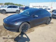 ✅ 2024 Tesla Model 3 • VIN: 5YJ3E1EA8RF860832 • Lot: 43410879. Wystawiony na IAAI z przebiegiem 14 313 mil. Bezpłatny archiwum sprzedaży aukcyjnych z USA i szczegółowy raport historii pojazdu na DreamBid. Zdjęcie 18.
