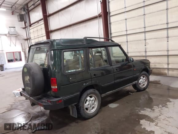 ✅ 1996 Land Rover Discovery SD • VIN: SALJY1241TA515440 • Лот: 42960663. Опубликован ранее на IAAI с пробегом 179 911 миль. Бесплатный доступ к архиву аукционных продаж из США и подробный отчёт об истории автомобиля на DreamBid. Изображение 4.