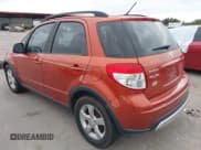 ✅ 2012 Suzuki SX4 Crossover • VIN: JS2YB5A39C6301621 • Lot: 41350091. Wystawiony na IAAI z przebiegiem 201 459 mil. Bezpłatny archiwum sprzedaży aukcyjnych z USA i szczegółowy raport historii pojazdu na DreamBid. Zdjęcie 3.