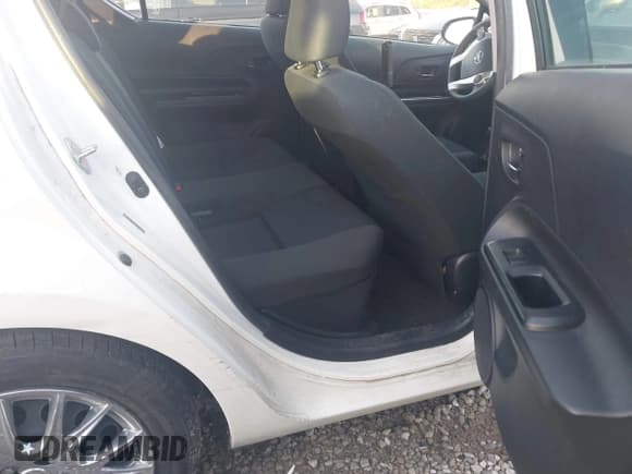 ✅ 2015 Toyota Prius One • VIN: JTDKDTB38F1105894 • Lot: 43747819. Listed on IAAI with 126,093 mi. Free auction sales archive from the USA and detailed vehicle history report at DreamBid. Image 8.