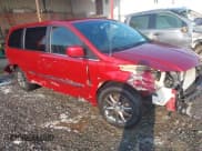 ✅ 2014 Chrysler Town & Country S • VIN: 2C4RC1HG0ER453263 • Lot: 42464652. Listed on IAAI with 112,690 mi. Free auction sales archive from the USA and detailed vehicle history report at DreamBid. Image 6.