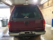 ✅ 2003 GMC Sierra 1500 SLE • VIN: 1GTEK19TX3E111729 • Lot: 94045355. Listed on Copart with 236,928 mi. Free auction sales archive from the USA and detailed vehicle history report at DreamBid. Image 6.