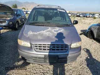 ✅ 1998 Plymouth Grand Voyager • VIN: 2P4GP44R1WR803579 • Lot: 66179114. Wystawiony na Copart z przebiegiem Nie podano. Bezpłatny archiwum sprzedaży aukcyjnych z USA i szczegółowy raport historii pojazdu na DreamBid. Zdjęcie 5.