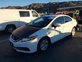 ✅ 2015 Honda Civic LX • VIN: 19XFB2F5XFE250901 • Лот: 43652896. Опубликован ранее на IAAI с пробегом 133 778 миль. Бесплатный доступ к архиву аукционных продаж из США и подробный отчёт об истории автомобиля на DreamBid. Изображение 2.