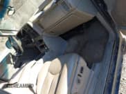 ✅ 2005 Chevrolet Silverado 2500HD LS • VIN: 1GCHK23U65F800202 • Lot: 41501212. Wystawiony na IAAI z przebiegiem 247 454 mil. Bezpłatny archiwum sprzedaży aukcyjnych z USA i szczegółowy raport historii pojazdu na DreamBid. Zdjęcie 5.