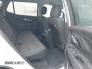 ✅ 2024 GMC Terrain SLE • VIN: 3GKALMEG6RL339262 • Lot: 43569889. Wystawiony na IAAI z przebiegiem 22 452 mil. Bezpłatny archiwum sprzedaży aukcyjnych z USA i szczegółowy raport historii pojazdu na DreamBid. Zdjęcie 8.