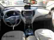 ✅ 2018 Hyundai Santa Fe 2.4L • VIN: 5NMZU3LB2JH068554 • Lot: 43592033. Wystawiony na Copart z przebiegiem 40 876 mil mil. Skorzystaj z bezpłatnego archiwum sprzedaży aukcyjnych z USA i zobacz szczegółowy raport historii pojazdu na DreamBid. Zdjęcie 8.