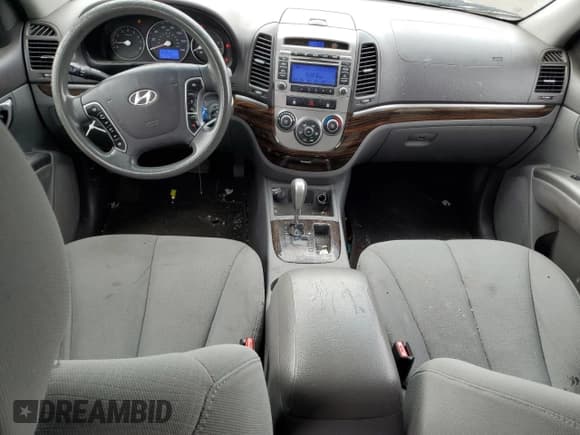 ✅ 2012 Hyundai Santa Fe GLS • VIN: 5XYZGDAB9CG107959 • Lot: 65865914. Listed on Copart with 147,889 mi. Free auction sales archive from the USA and detailed vehicle history report at DreamBid. Image 8.