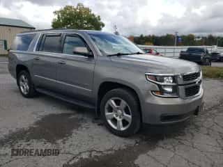 2018 Chevrolet Suburban LS z VIN 1GNSKGKC8JR396475, wystawiony jako Copart lot #75859654 z przebiegiem 67 080 mil mil oraz Szkoda całkowita • Salvage title. Historia ofert i sprzedaży dostępna na DreamBid. Obrazek 4.