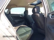 ✅ 2017 Nissan Sentra SR Turbo • VIN: 3N1CB7AP6HY382826 • Lot: 43487033. Wystawiony na IAAI z przebiegiem 82 786 mil. Bezpłatny archiwum sprzedaży aukcyjnych z USA i szczegółowy raport historii pojazdu na DreamBid. Zdjęcie 8.