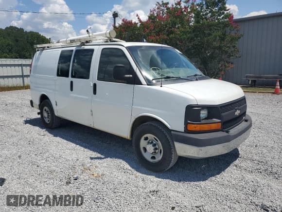 ✅ 2014 Chevrolet Express Cargo • VIN: 1GCWGFCA6E1915160 • Lot: 67986945. Listed on Copart with 229,668 mi. Free auction sales archive from the USA and detailed vehicle history report at DreamBid. Image 4.