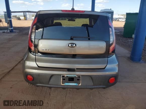 ✅ 2017 Kia Soul • VIN: KNDJN2A21H7451099 • Лот: 86883075. Опубликован ранее на Copart с пробегом 85 418 миль. Бесплатный доступ к архиву аукционных продаж из США и подробный отчёт об истории автомобиля на DreamBid. Изображение 6.