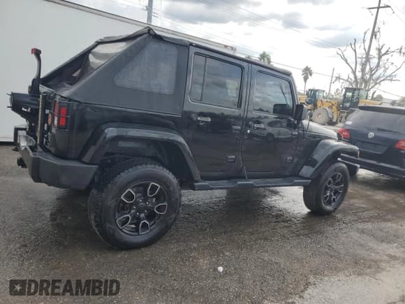 ✅ 2018 Jeep Wrangler Unlimited Sahara • VIN: 1C4BJWEG2JL808039 • Лот: 78275434. Опубликован ранее на Copart с пробегом 107 271 миль. Бесплатный доступ к архиву аукционных продаж из США и подробный отчёт об истории автомобиля на DreamBid. Изображение 3.