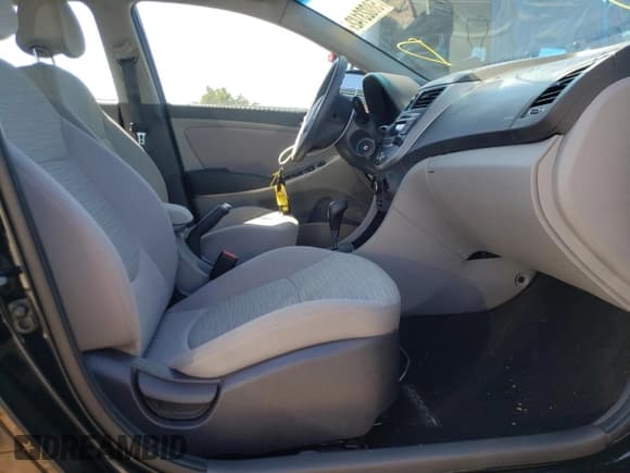 ✅ 2017 Hyundai Accent SE • VIN: KMHCT4AE3HU357940 • Лот: 58023142. Опубликован ранее на Copart с пробегом 52 324 миль. Бесплатный доступ к архиву аукционных продаж из США и подробный отчёт об истории автомобиля на DreamBid. Изображение 5.