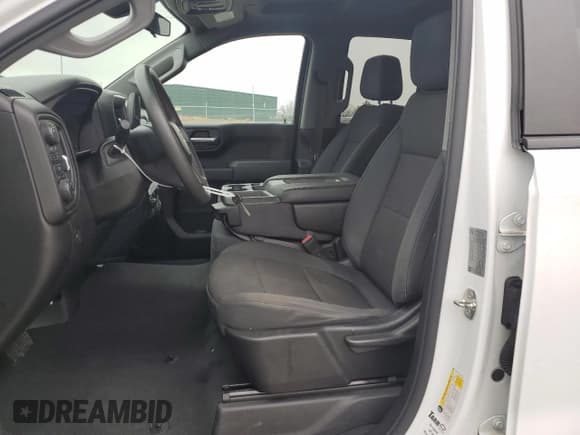 ✅ 2019 Chevrolet Silverado 1500 Custom • VIN: 1GCRYBEF4KZ178730 • Lot: 43844675. Listed on Copart with 149,947 mi. Free auction sales archive from the USA and detailed vehicle history report at DreamBid. Image 7.
