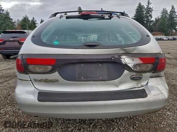 ✅ 2001 Ford Taurus SE Standard • VIN: 1FAHP58S91G243127 • Лот: 93255515. Опубликован ранее на Copart с пробегом 229 181 миль. Бесплатный доступ к архиву аукционных продаж из США и подробный отчёт об истории автомобиля на DreamBid. Изображение 6.