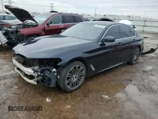 ✅ 2020 BMW 5 Series • VIN: WBAJB1C04LCD27469 • Lot: 85962264. Wystawiony na Copart z przebiegiem 112 807 mil. Bezpłatny archiwum sprzedaży aukcyjnych z USA i szczegółowy raport historii pojazdu na DreamBid. Zdjęcie 1.