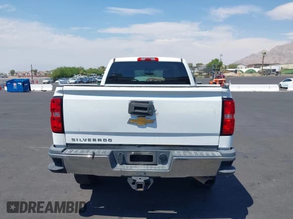 ✅ 2016 Chevrolet Silverado 2500HD Work Truck • VIN: 1GC1CUEG8GF267418 • Lot: 42839219. Listed on IAAI with 193,259 mi. Free auction sales archive from the USA and detailed vehicle history report at DreamBid. Image 16.