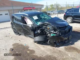 ✅ 2020 Chevrolet Equinox LT • VIN: 2GNAXVEX2L6140539 • Lot: 43447215. Listed on IAAI with 125,058 mi. Free auction sales archive from the USA and detailed vehicle history report at DreamBid. Image 1.