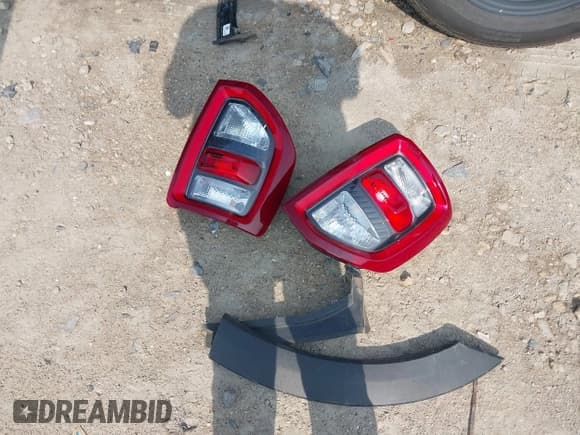 ✅ 2021 Ford Bronco Sport Badlands • VIN: 3FMCR9D9XMRA84510 • Lot: 42803986. Listed on IAAI with 69,120 mi. Free auction sales archive from the USA and detailed vehicle history report at DreamBid. Image 12.