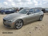 ✅ 2016 BMW 3 Series 328d • VIN: WBA8E5C52GK388322 • Лот: 86853125. Опубликован ранее на Copart с пробегом 165 725 миль. Бесплатный доступ к архиву аукционных продаж из США и подробный отчёт об истории автомобиля на DreamBid. Изображение 1.
