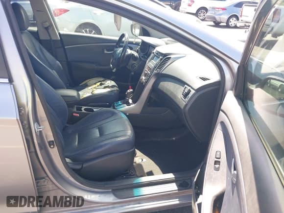 ✅ 2013 Hyundai Elantra • VIN: KMHD35LE2DU060952 • Лот: 43327266. Опубликован ранее на IAAI с пробегом 138 204 миль. Бесплатный доступ к архиву аукционных продаж из США и подробный отчёт об истории автомобиля на DreamBid. Изображение 5.