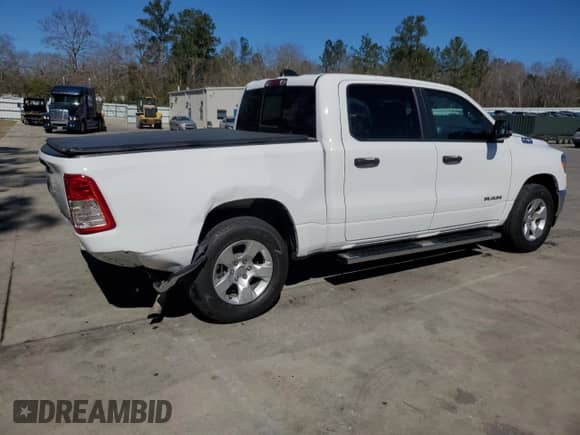 2024 Ram 1500 Big Horn с VIN 1C6RRFFG0RN137760, выставлен на аукционе Copart как лот 47359455 с пробегом 13 725 миль миль и Списание • Salvage title. История ставок и продаж доступна на DreamBid. Изображение 3.