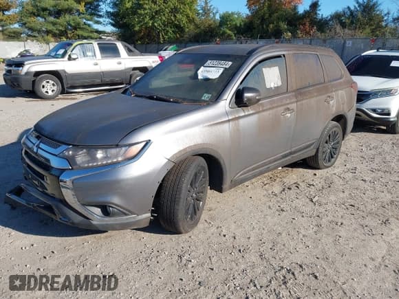✅ 2020 Mitsubishi Outlander ES • VIN: JA4AZ3A39LZ041189 • Lot: 43503723. Wystawiony na IAAI z przebiegiem Nie podano. Bezpłatny archiwum sprzedaży aukcyjnych z USA i szczegółowy raport historii pojazdu na DreamBid. Zdjęcie 2.