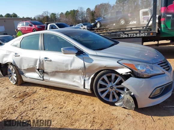 2016 Hyundai Azera Limited с VIN KMHFH4JG7GA523876, выставлен на аукционе IAAI как лот 41661638 с пробегом 111 875 миль миль и . История ставок и продаж доступна на DreamBid. Изображение 13.