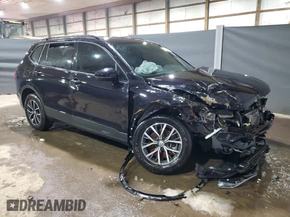 ✅ 2021 Volkswagen Tiguan S • VIN: 3VV0B7AX9MM007127 • Lot: 45677935. Wystawiony na Copart z przebiegiem 32 976 mil. Bezpłatny archiwum sprzedaży aukcyjnych z USA i szczegółowy raport historii pojazdu na DreamBid. Zdjęcie 4.