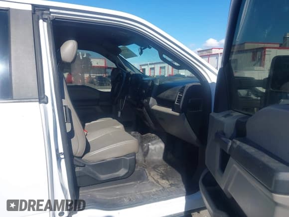 ✅ 2018 Ford F-150 XL • VIN: 1FTEX1CP4JKG11428 • Lot: 43738234. Listed on IAAI with 155,454 mi. Free auction sales archive from the USA and detailed vehicle history report at DreamBid. Image 5.