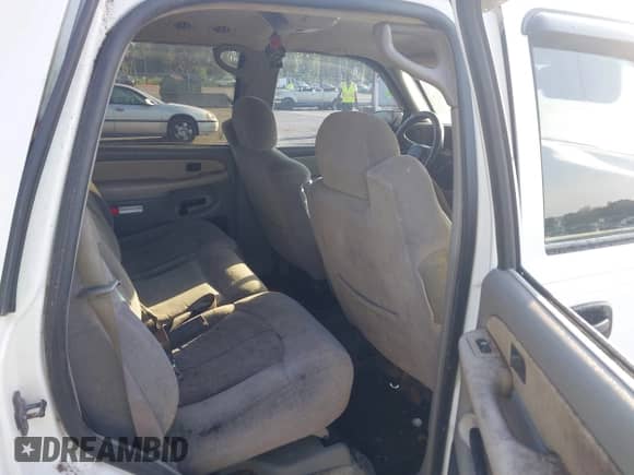 2001 Chevrolet Tahoe LT z VIN 1GNEK13T41J124223, wystawiony jako IAAI lot #42606239 z przebiegiem Nie podano mil oraz . Historia ofert i sprzedaży dostępna na DreamBid. Obrazek 8.