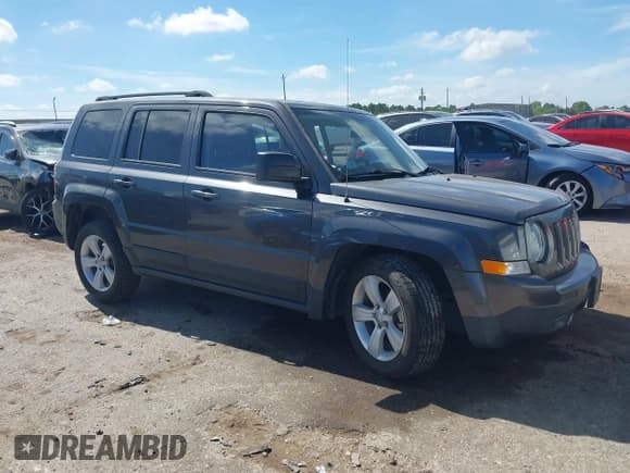 ✅ 2017 Jeep Patriot Latitude • VIN: 1C4NJPFB0HD103086 • Lot: 42812604. Listed on IAAI with 38,935 mi. Free auction sales archive from the USA and detailed vehicle history report at DreamBid. Image 1.