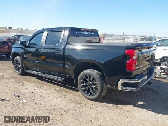 ✅ 2019 Chevrolet Silverado 1500 LT • VIN: 3GCPWCED1KG309680 • Lot: 43512317. Listed on IAAI with 84,209 mi. Free auction sales archive from the USA and detailed vehicle history report at DreamBid. Image 3.