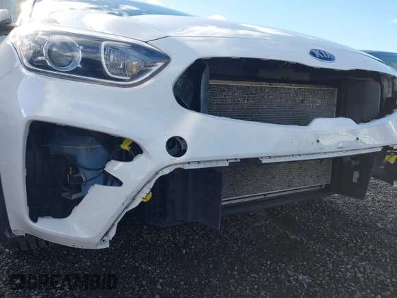 ✅ 2021 Kia Forte LXS • VIN: 3KPF24ADXME357955 • Лот: 43641097. Опубликован ранее на IAAI с пробегом 75 515 миль. Бесплатный доступ к архиву аукционных продаж из США и подробный отчёт об истории автомобиля на DreamBid. Изображение 6.