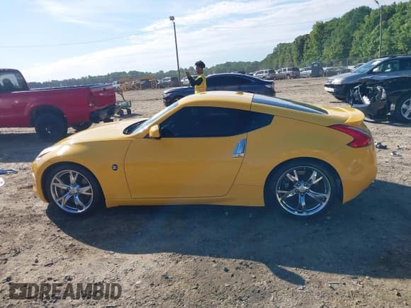 ✅ 2009 Nissan 370Z • VIN: JN1AZ44E69M403769 • Lot: 42188735. Listed on IAAI with 57,299 mi. Free auction sales archive from the USA and detailed vehicle history report at DreamBid. Image 15.