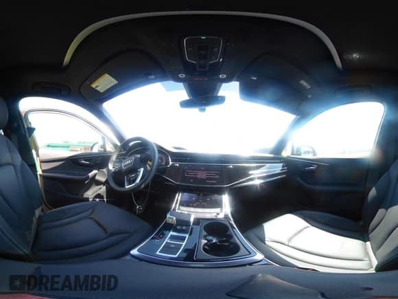 ✅ 2025 Audi Q7 Premium Plus • VIN: WA1LVBF79SD016296 • Lot: 42848530. Listed on IAAI with 14,558 mi. Free auction sales archive from the USA and detailed vehicle history report at DreamBid. Image 18.