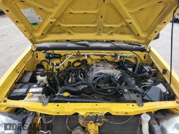 ✅ 2002 Nissan Frontier XE • VIN: 1N6ED29X72C389062 • Lot: 50712195. Listed on Copart with 212,403 mi. Free auction sales archive from the USA and detailed vehicle history report at DreamBid. Image 12.