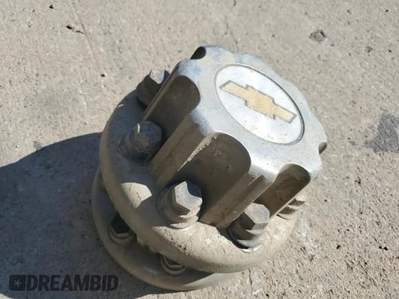 ✅ 2004 Chevrolet Silverado 3500 LS • VIN: 1GCJK39174E197561 • Lot: 70335725. Listed on Copart with 174,640 mi. Free auction sales archive from the USA and detailed vehicle history report at DreamBid. Image 12.