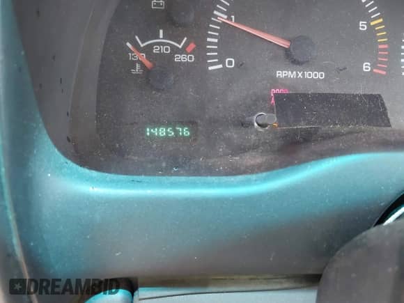 2000 Dodge Dakota with VIN 1B7FL26X1YS799143, listed as a IAAI auction lot 42303206 with 148,576 mi miles and . Bid and sale history available at DreamBid. Image 7.