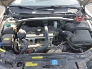 ✅ 2004 Volvo V70 XC Cross Country • VIN: YV1SZ59H241140095 • Lot: 43687381. Listed on IAAI with 182,258 mi. Free auction sales archive from the USA and detailed vehicle history report at DreamBid. Image 10.