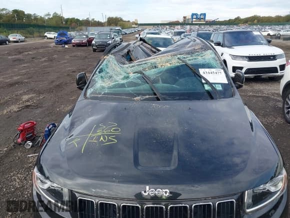 ✅ 2016 Jeep Grand Cherokee Laredo • VIN: 1C4RJFAG6GC427162 • Лот: 43445477. Опубликован ранее на IAAI с пробегом 28 701 миль. Бесплатный доступ к архиву аукционных продаж из США и подробный отчёт об истории автомобиля на DreamBid. Изображение 6.