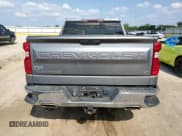 ✅ 2021 Chevrolet Silverado 1500 LT • VIN: 1GCUYDED5MZ135571 • Lot: 66948504. Wystawiony na Copart z przebiegiem Nie podano. Bezpłatny archiwum sprzedaży aukcyjnych z USA i szczegółowy raport historii pojazdu na DreamBid. Zdjęcie 6.