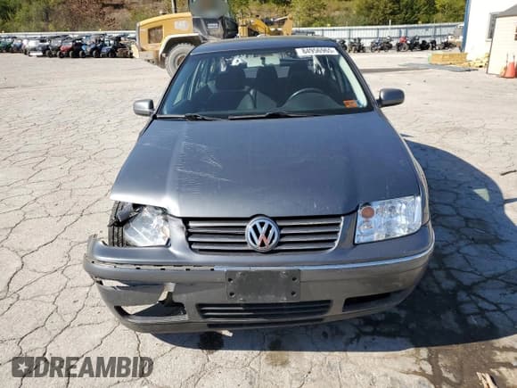 ✅ 2004 Volkswagen Jetta GLS • VIN: 3VWSR69M44M084086 • Lot: 84956965. Wystawiony na Copart z przebiegiem 239 782 mil. Bezpłatny archiwum sprzedaży aukcyjnych z USA i szczegółowy raport historii pojazdu na DreamBid. Zdjęcie 5.